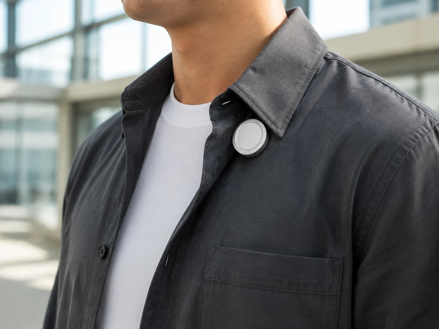 Illustrative scene of ACTRA worn with a collar clip